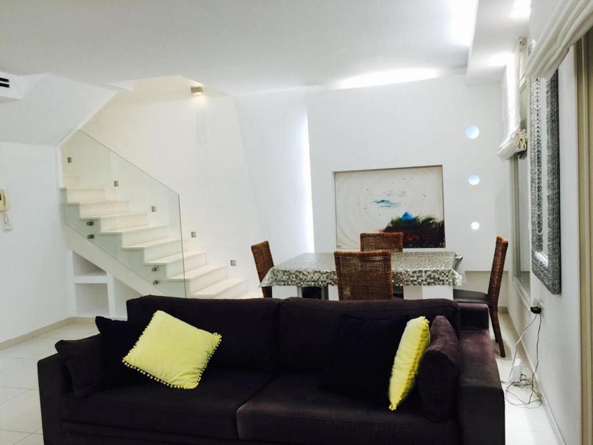 Regency Residence With Pool - Next The Beach Herzliya Exterior photo